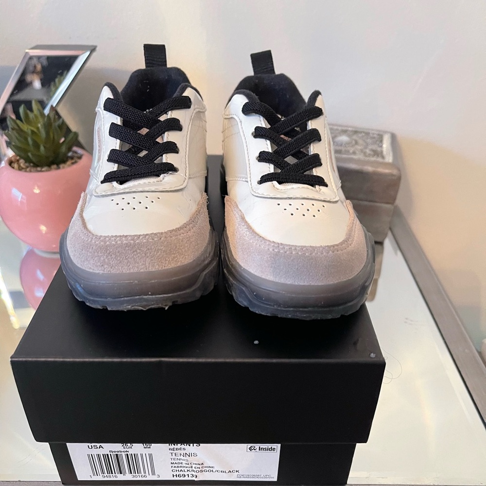 Used cardi b with box 10c